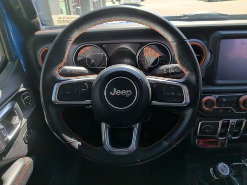 Used 2022 Jeep Gladiator Mojave image 16