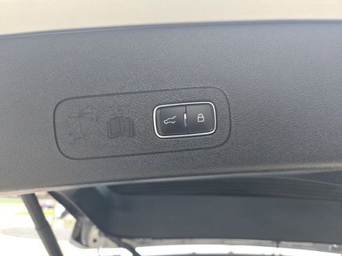 Used 2023 Lincoln Aviator Reserve w/ Equipment Group 201A image 20