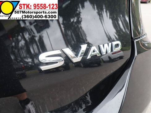 Used 2019 Nissan Rogue SV AWD/4WD image 17