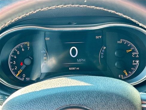 Used 2016 Jeep Grand Cherokee Limited w/ Trailer Tow Group IV image 12