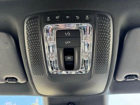 Certified 2025 Mercedes-Benz GLA 250 image 14