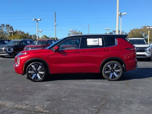 New 2026 Mitsubishi Outlander SEL FWD image 9