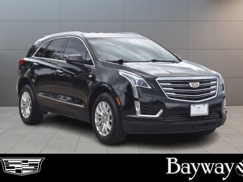 Used 2019 Cadillac XT5 FWD image 3