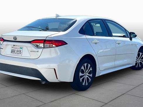 Used 2021 Toyota Corolla LE FWD image 12