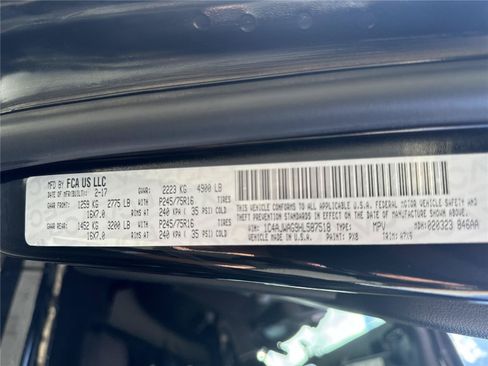 Used 2017 Jeep Wrangler Sport w/ Connectivity Group AWD/4WD image 13