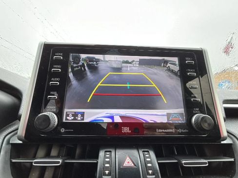 Used 2019 Toyota RAV4 XSE AWD/4WD image 20