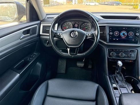 Used 2019 Volkswagen Atlas SE w/ Towing Package image 23