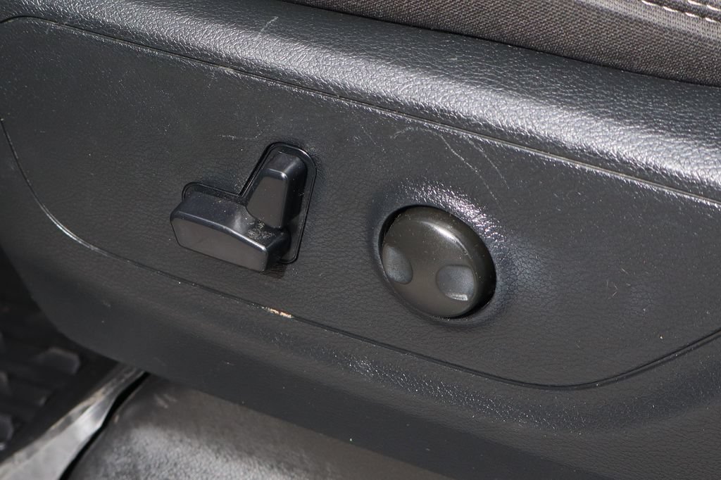 Used 2026 RAM 1500 Lone Star AWD/4WD image 22