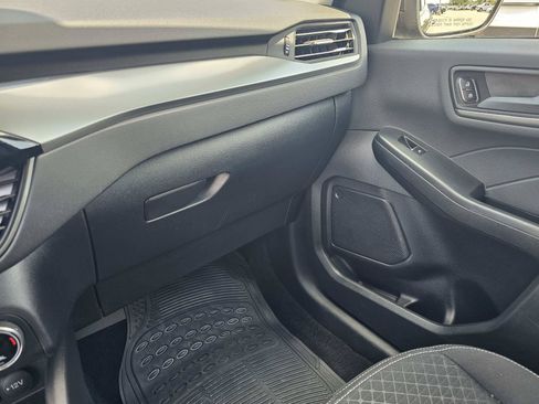Used 2025 Ford Escape Active AWD/4WD image 27