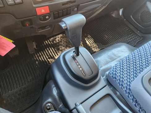 New 2024 Chevrolet Low Cab Forward image 20