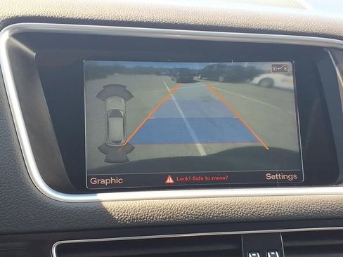 Used 2017 Audi Q5 2.0T Premium image 24