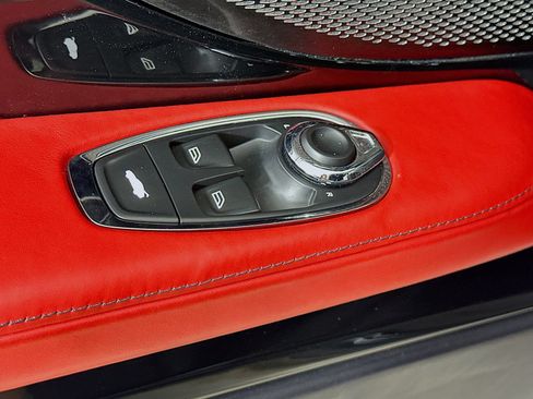 Used 2024 Aston Martin DB12 Coupe RWD image 17