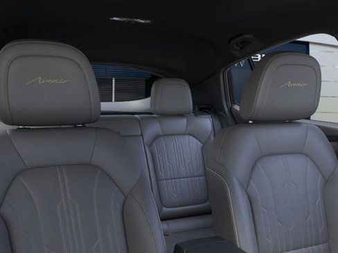 New 2026 Buick Envista Avenir image 48