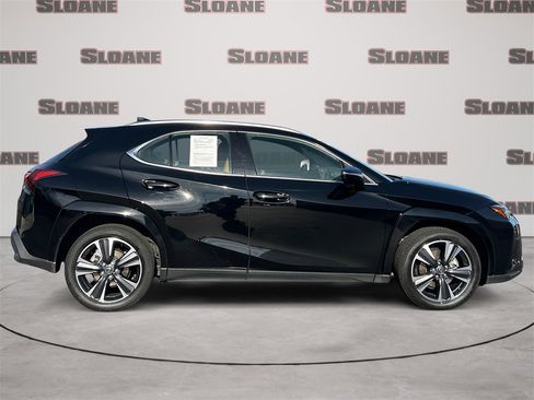 Used 2025 Lexus UX 300h 300h Premium image 6