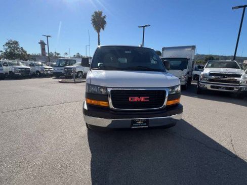 Used 2024 GMC Savana 2500 w/ Driver Convenience Package image 7