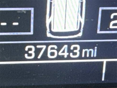 Used 2019 GMC Yukon XL SLT w/ Open Road Package image 33