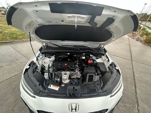 Used 2023 Honda HR-V LX image 34