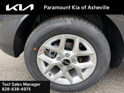 New 2025 Kia Soul LX image 30