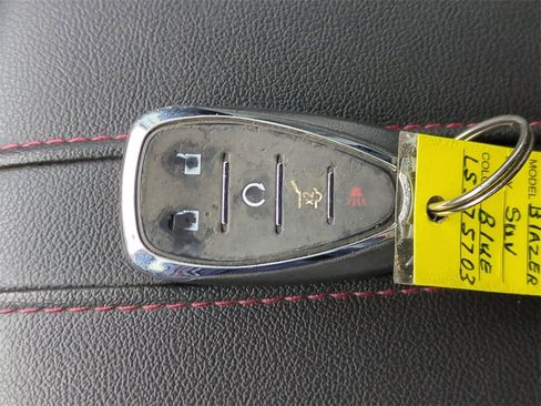 Used 2020 Chevrolet Blazer RS image 35