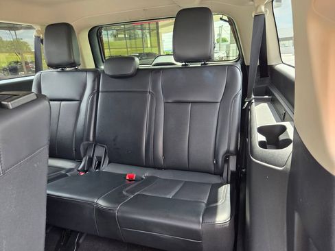 Used 2024 Ford Expedition Max XLT AWD/4WD image 12