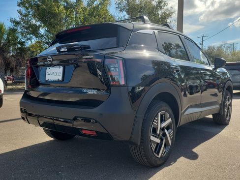 New 2026 Nissan Kicks SV image 4