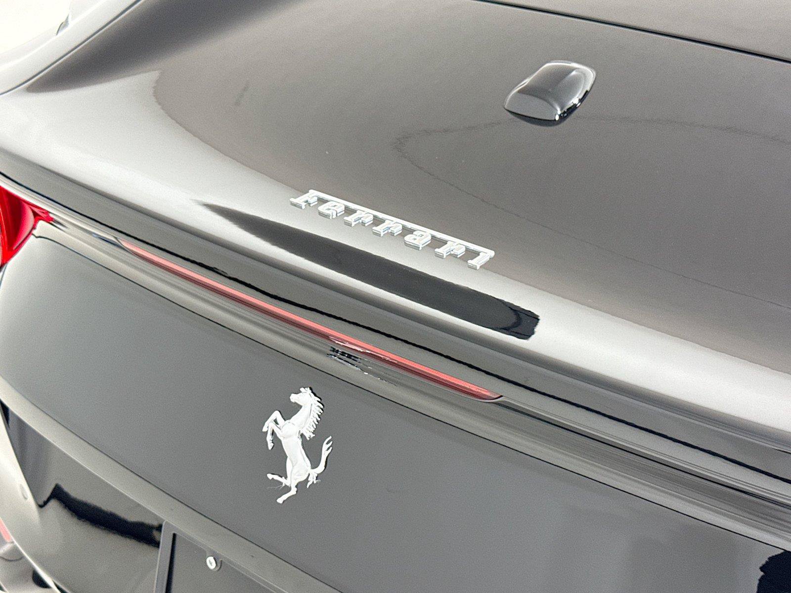 Used 2021 Ferrari 812 GTS RWD image 38