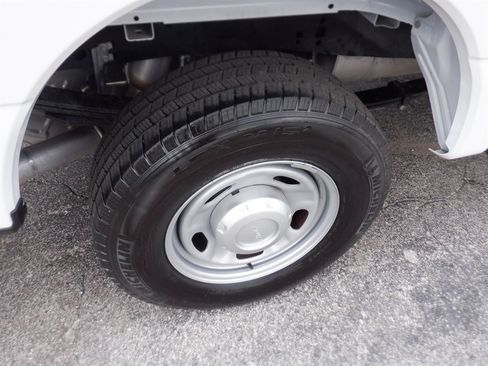 Used 2024 Ford F250 XL RWD image 9