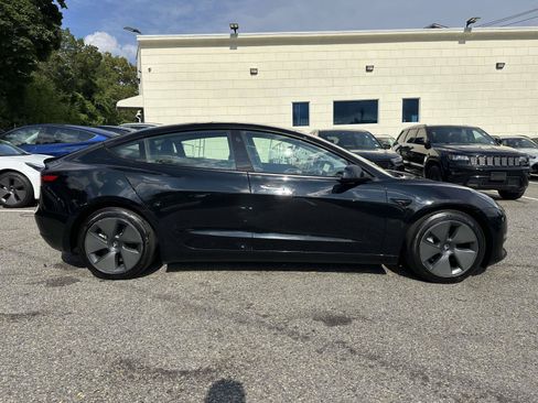 Used 2023 Tesla Model 3 Standard Range RWD image 2