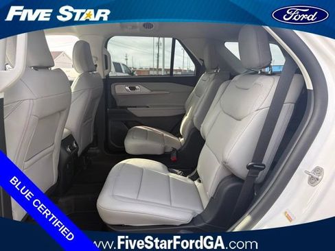 Used 2025 Ford Explorer Active w/ Active Comfort Package RWD image 11
