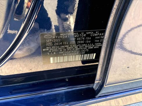 Used 2023 Genesis G70 2.0T w/ Sport Prestige Package image 37