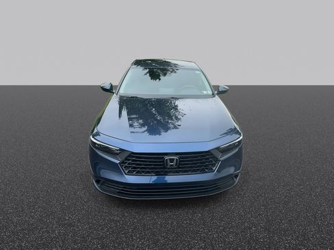 Used 2024 Honda Accord EX image 4