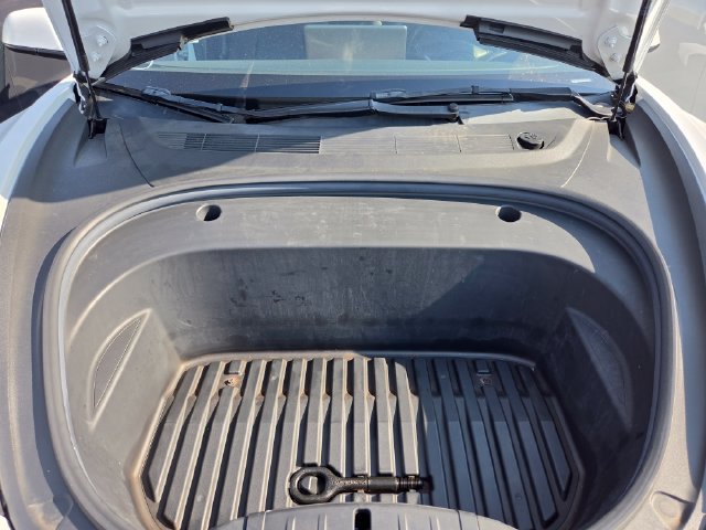 Used 2022 Tesla Model 3 Performance AWD/4WD image 6