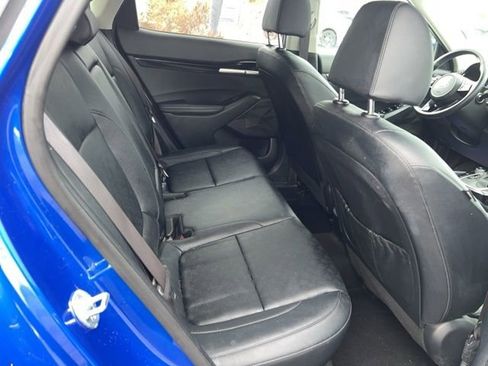 Used 2021 Kia Seltos EX image 7