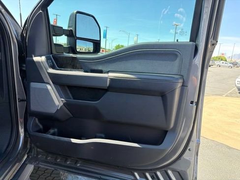 Used 2024 Ford F250 Lariat w/ Lariat Ultimate Package AWD/4WD image 35
