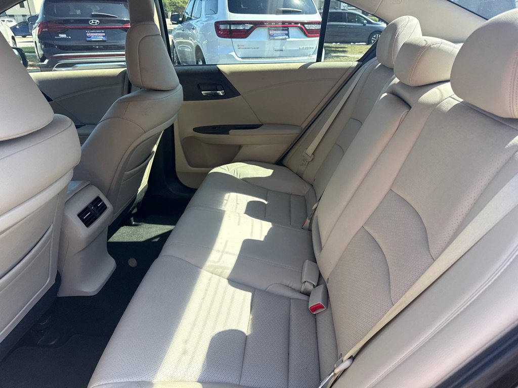 Used 2014 Honda Accord EX-L image 11