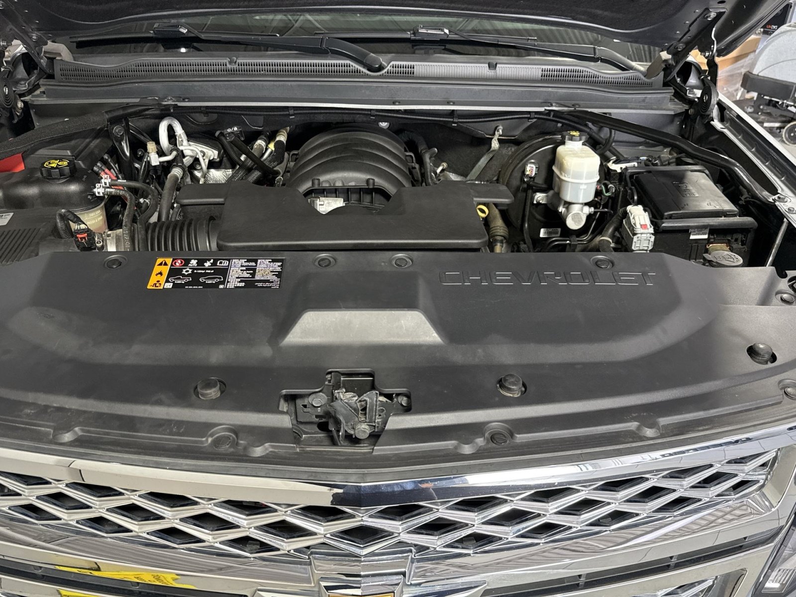 Used 2018 Chevrolet Tahoe LT w/ LT Signature Package AWD/4WD image 31