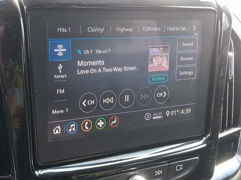 Used 2020 Chevrolet Traverse LT w/ LPO, Floor Liner Package AWD/4WD image 16