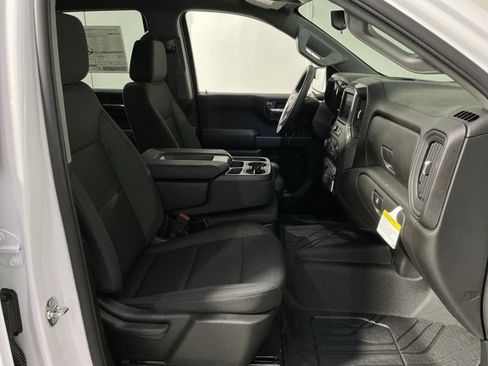 New 2026 Chevrolet Silverado 1500 Custom w/ Turbomax Blackout Package image 32