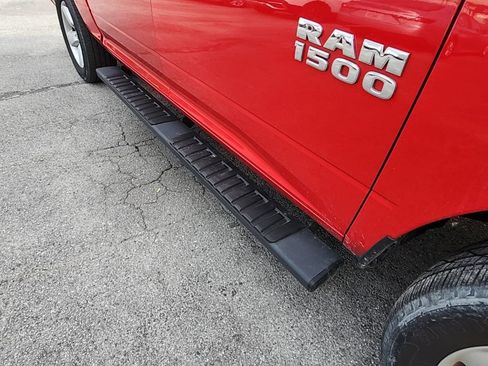Used 2016 RAM 1500 Express image 9