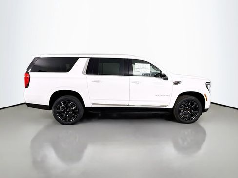 New 2026 GMC Yukon XL Elevation AWD/4WD image 9