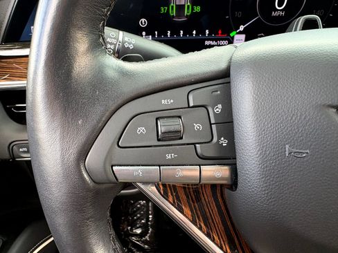 Used 2023 Cadillac Escalade ESV Premium Luxury AWD/4WD image 20