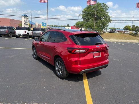 Used 2023 Ford Escape ST-Line w/ Tech Pack #1 AWD/4WD image 5