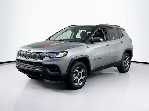 Used 2022 Jeep Compass Trailhawk w/ Sun and Sound Group image 1