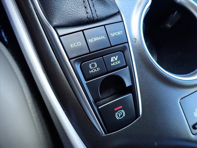 Certified 2024 Toyota Camry XLE w/ Cold Weather Package FWD image 16