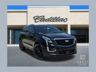 New 2025 Cadillac XT5 Sportv w/ LPO, Onyx Lite Package