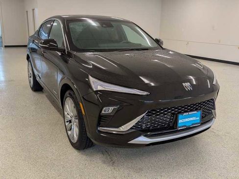 Used 2024 Buick Envista Avenir image 3