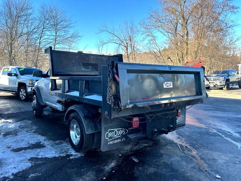 Used 2016 RAM 5500 Tradesman w/ Power & Remote Entry Group image 4