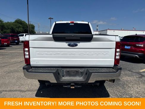 Used 2021 Ford F250 XLT w/ FX4 Off-Road Package AWD/4WD image 3