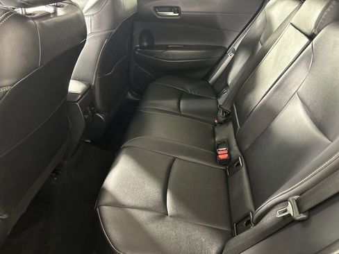 Used 2025 Toyota Corolla Cross XLE w/ Convenience Package FWD image 24