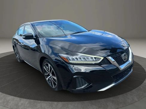 Used 2022 Nissan Maxima SV w/ Floor Mat Group FWD image 3